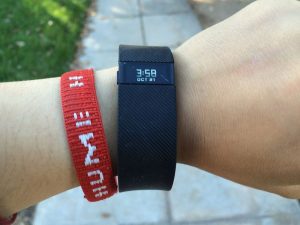 The fitbit Charge comes equipped with a pedometer, step counter, stair counter, calorie counter, sleep analyzation feature and a basic clock. 