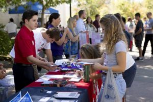 20150922-fc-college-fair-008