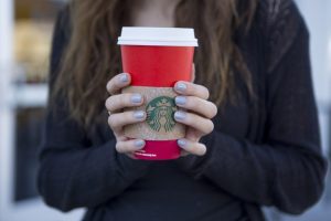 20151120-fc-starbucks-red-cup-001