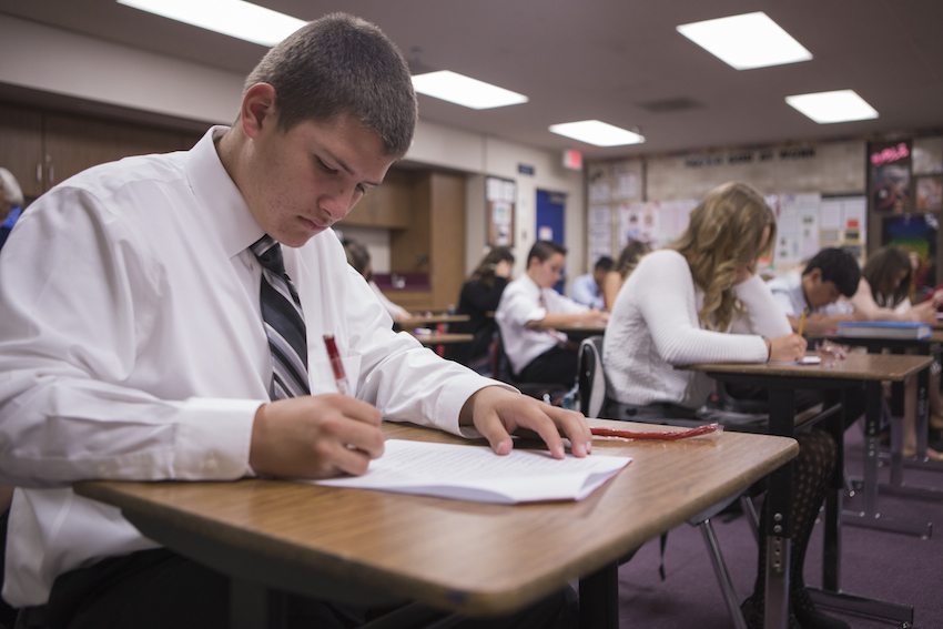 Eighth grade students partake in famed Constitution test