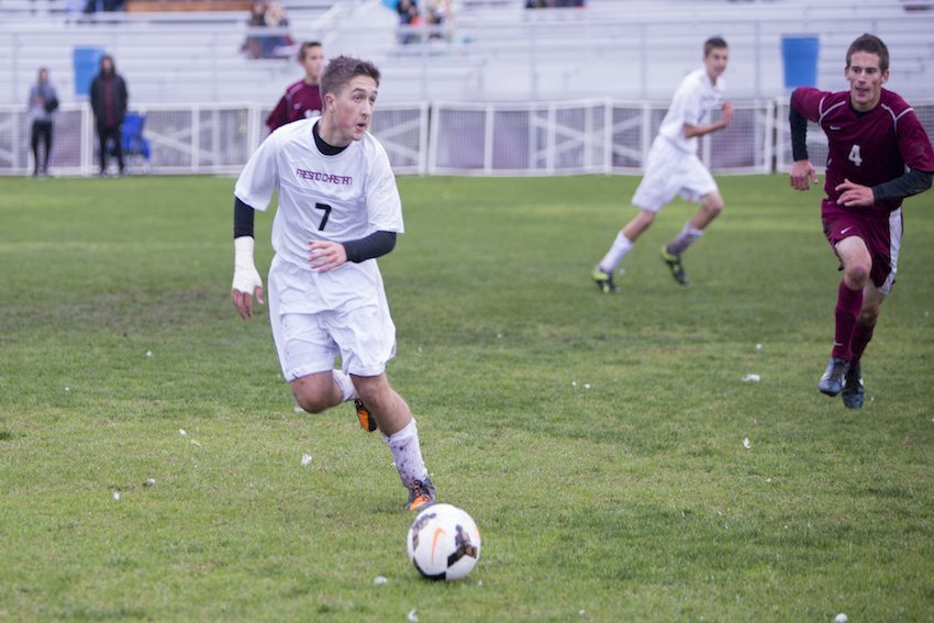 Senior brings enthusiasm, stealth to the soccer field