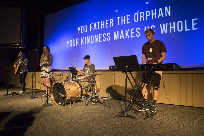 The worship team leads students in a song of worship, Sept. 20.