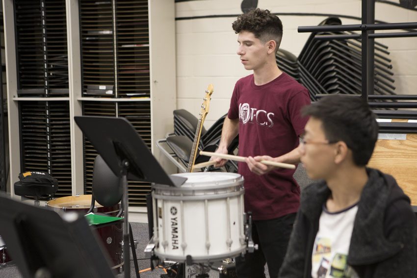 Jazz band prepares for Veteran's Day parade