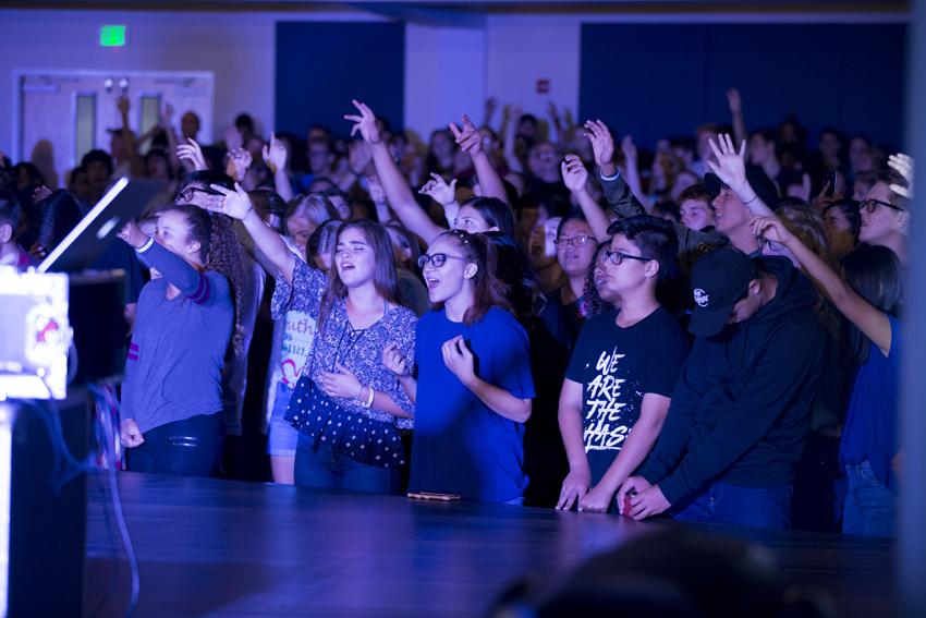 Youth groups gather for United Fresno worship night