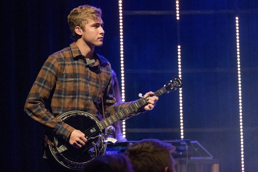 Banjo player featured in chapel