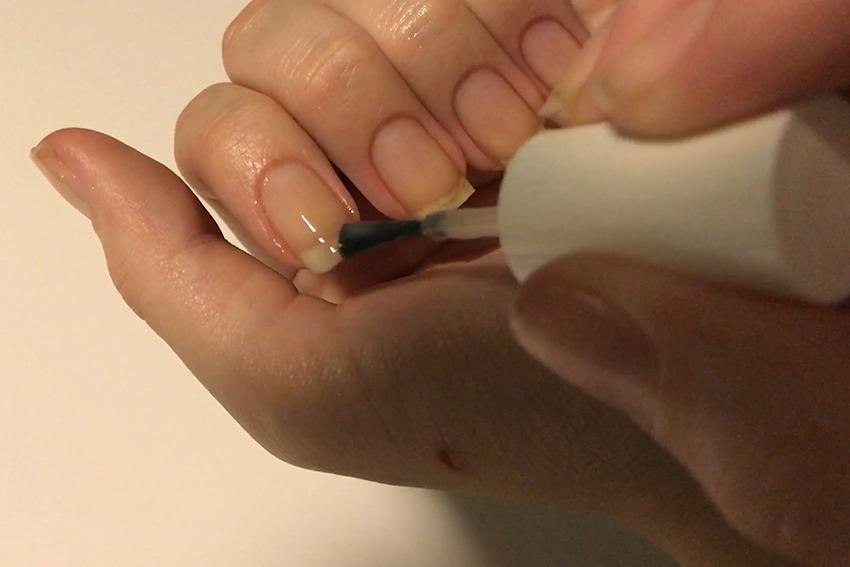  I will be showing you how I take care of my nails. It is very important to take care of your nails and make sure that they are strong and healthy.