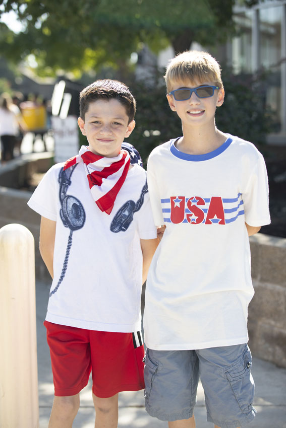 Homecoming week has officially begun with Captain America's, 'Murica Monday', Oct. 1. 'Homecoming happily ever after,' has many events and opportunities to celebrate this years annual event.   Students participate by dressing up in red, white and blue to show off their American spirit and gain spirit points for their class.