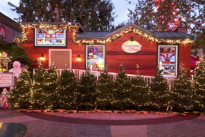 Holiday Magic Studios features innovative, unique Christmas opportunity
