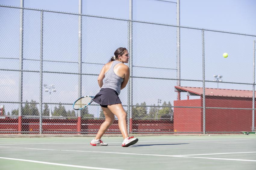 Top campus tennis players compete, lead team toward Valley title