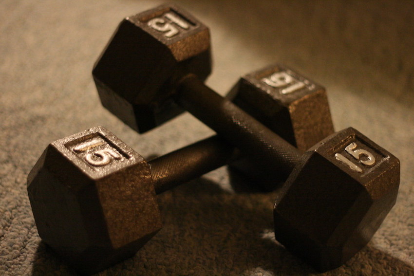 Lifting+weights+creates+a+great+way+to+keep+active+at+home.