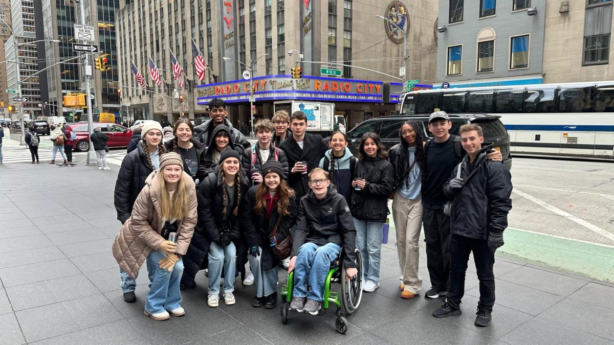 The New York team in front of Radio City. 