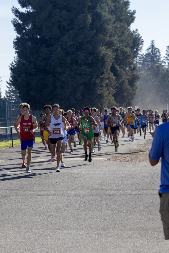 Blake Bay, '27, starts the sophmore race in the front of the pack, Sept 14.