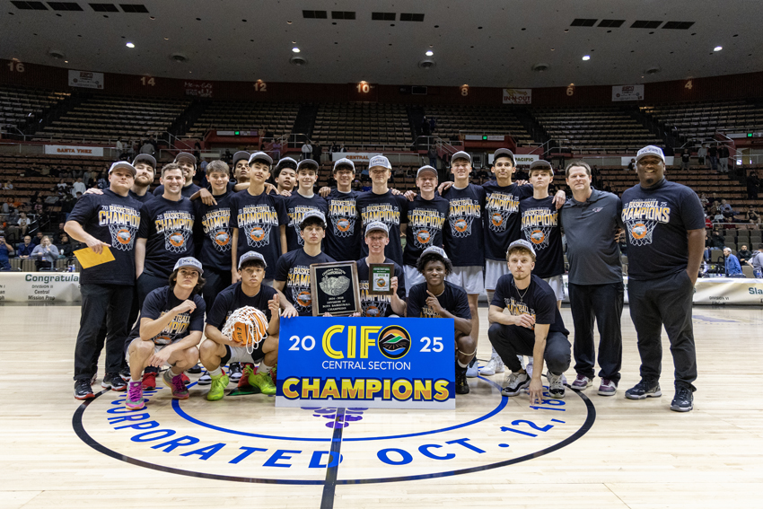 Boys basketball valley champions 2025