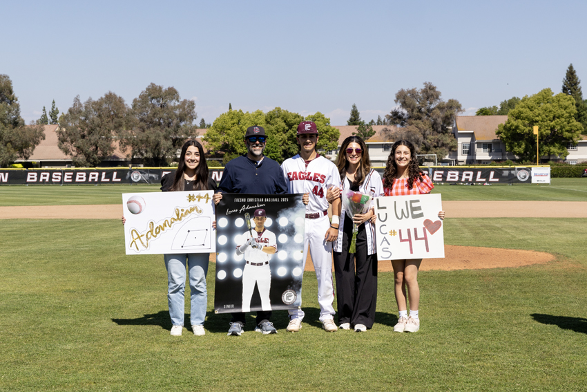 04292025-BaseballSeniorNight-SN-010
