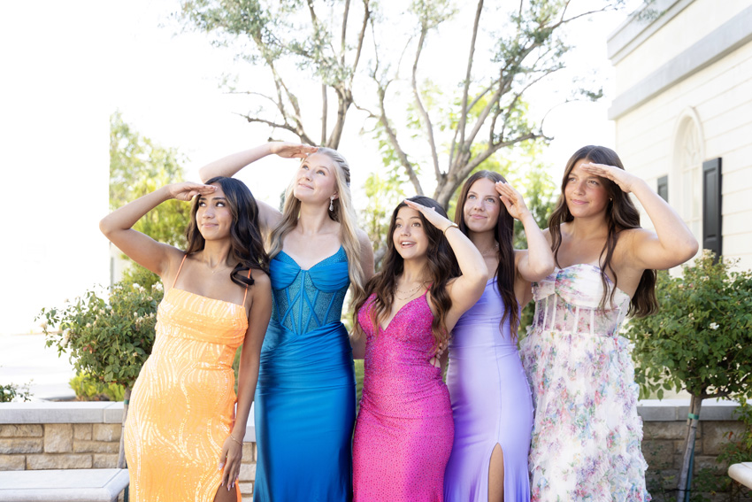 Senior queen candidates.