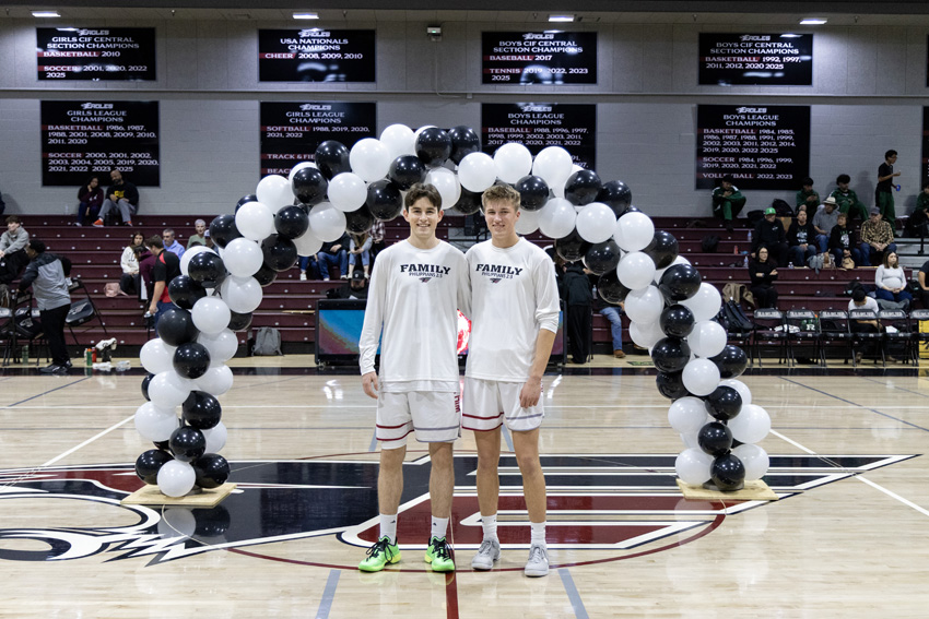 Boys basketball celebrates two dedicated seniors